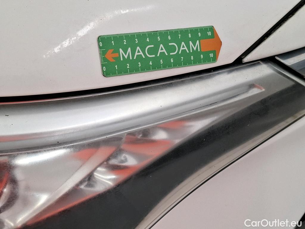  Toyota  Avensis TOYOTA  4p Berline 112 D-4D Active Pro #37