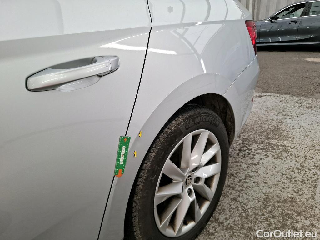  Skoda  Superb  Break Business 2.0 TDI 150CV BVA7 E6d #18