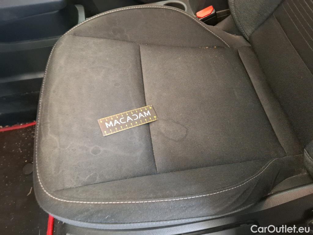  Renault  Captur  II Business 1.5 dCi 115CV BVA7 E6dT #10