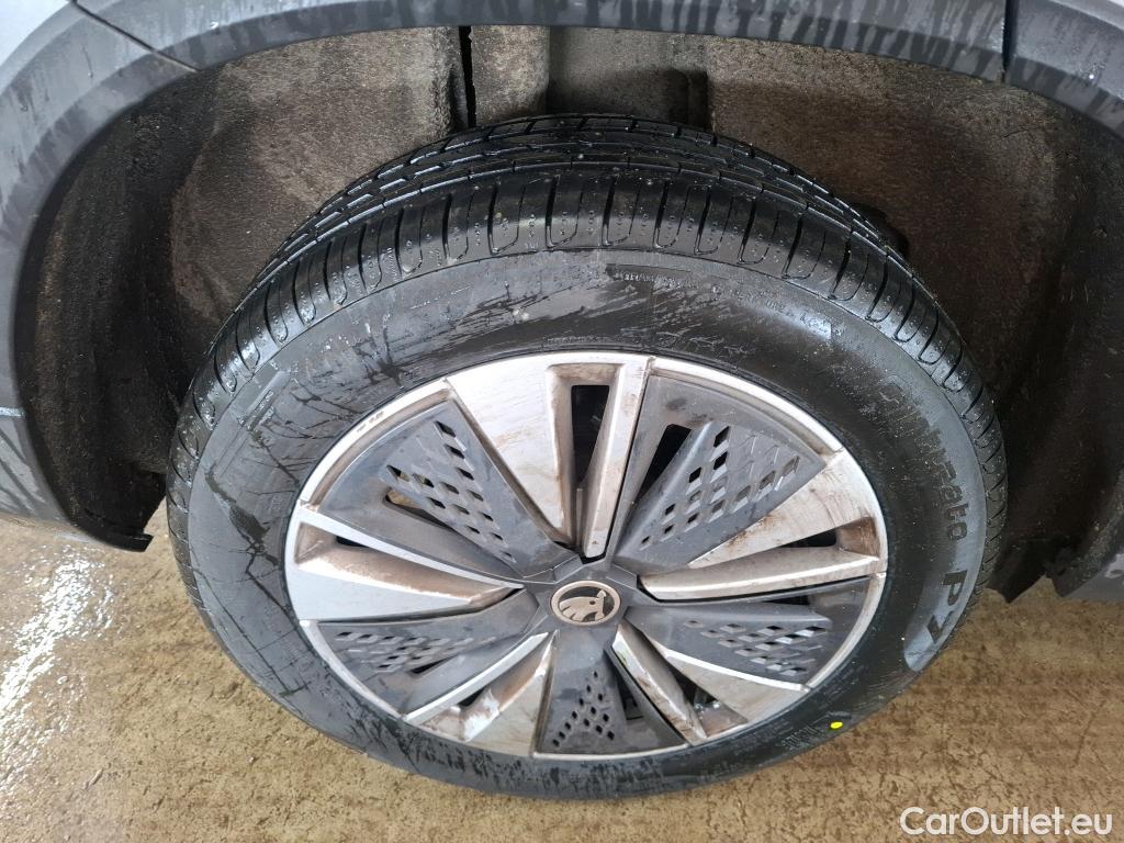  Skoda  Karoq SKODA  / 2022 / 5P / SUV 1.5 TSI 150ch ACT DSG7 Business #41