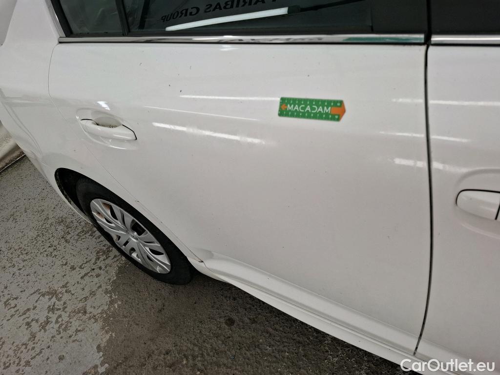  Toyota  Avensis TOYOTA  4p Berline 112 D-4D Active Pro #16
