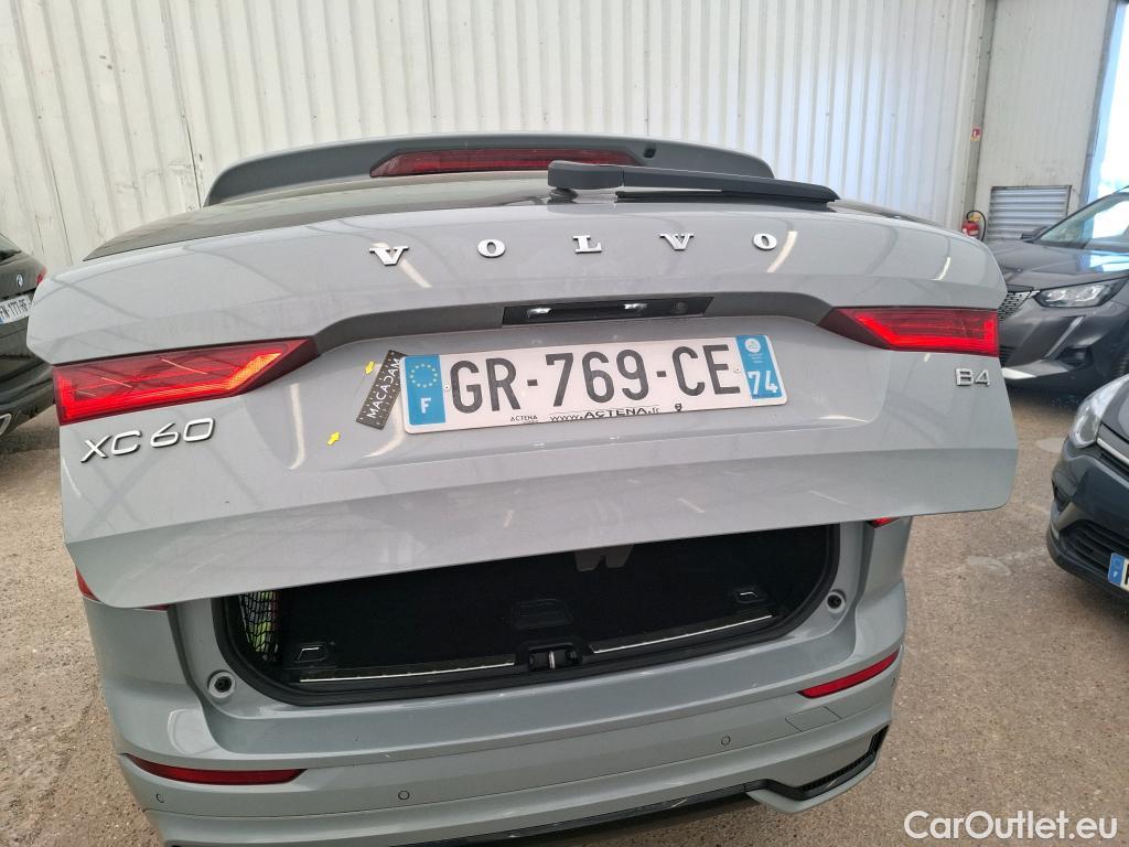  Volvo  XC60  Plus Style Dark 2WD 2.0 B4 195CV BVA8 E6d #3