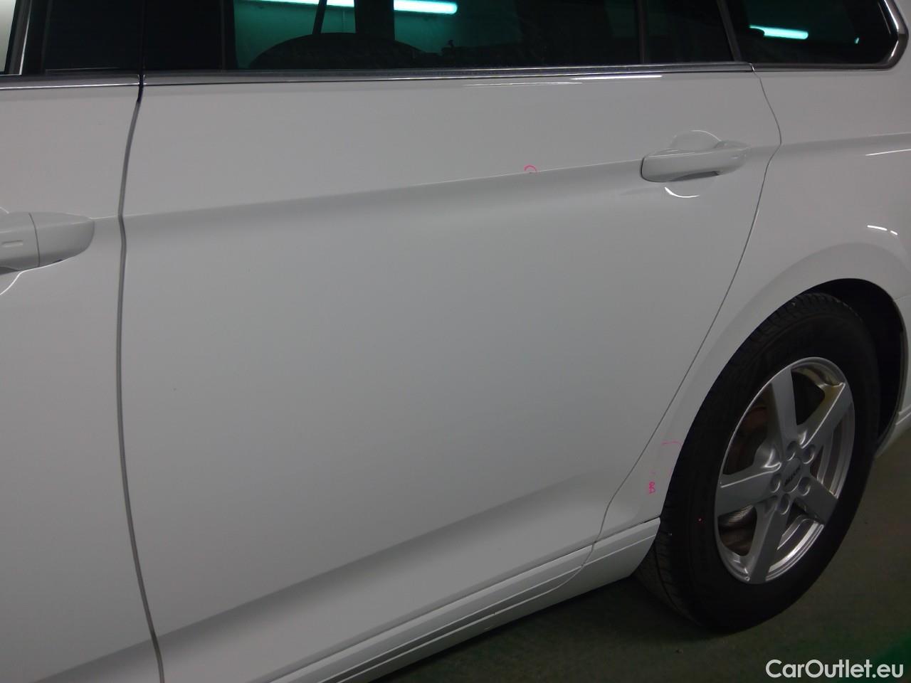  Volkswagen  Passat  SC TSI 150 Edition Aut. #5