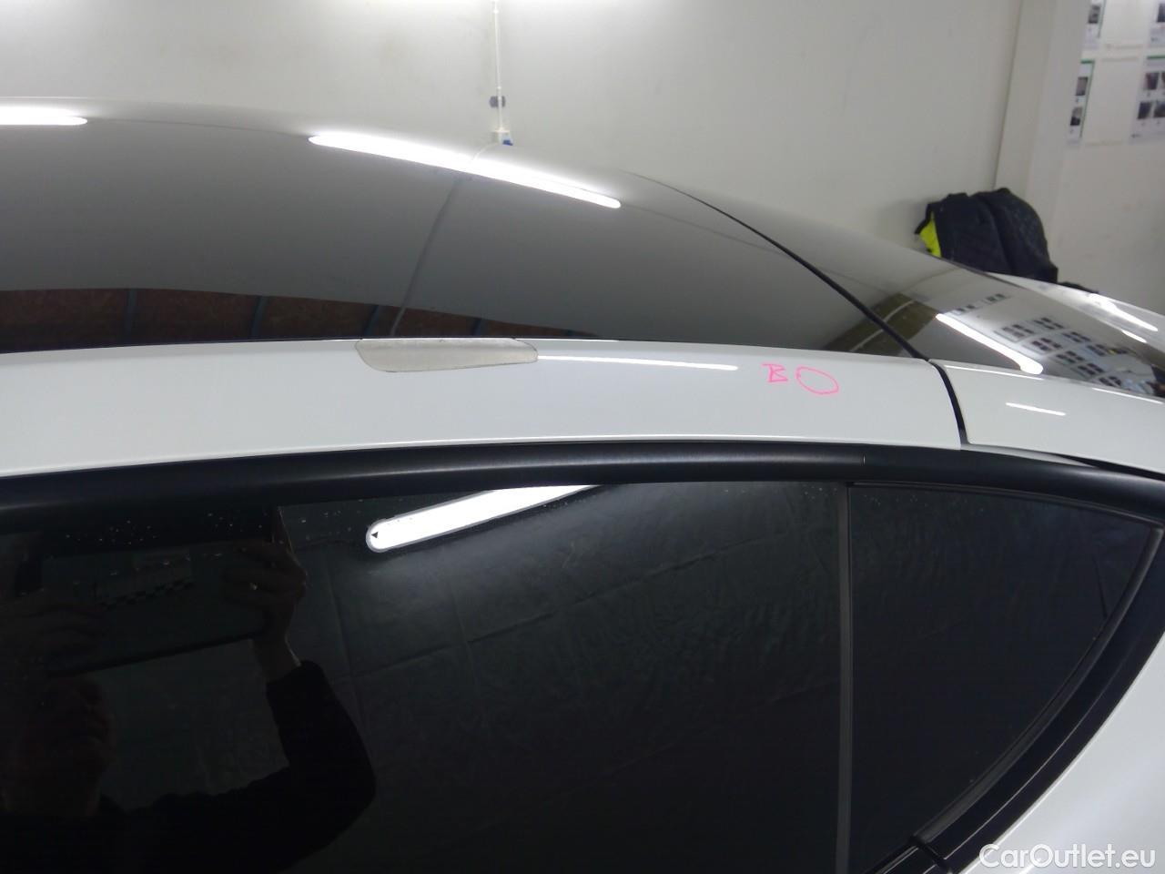  Tesla  Model Y  75kWh Long-Range AWD #32