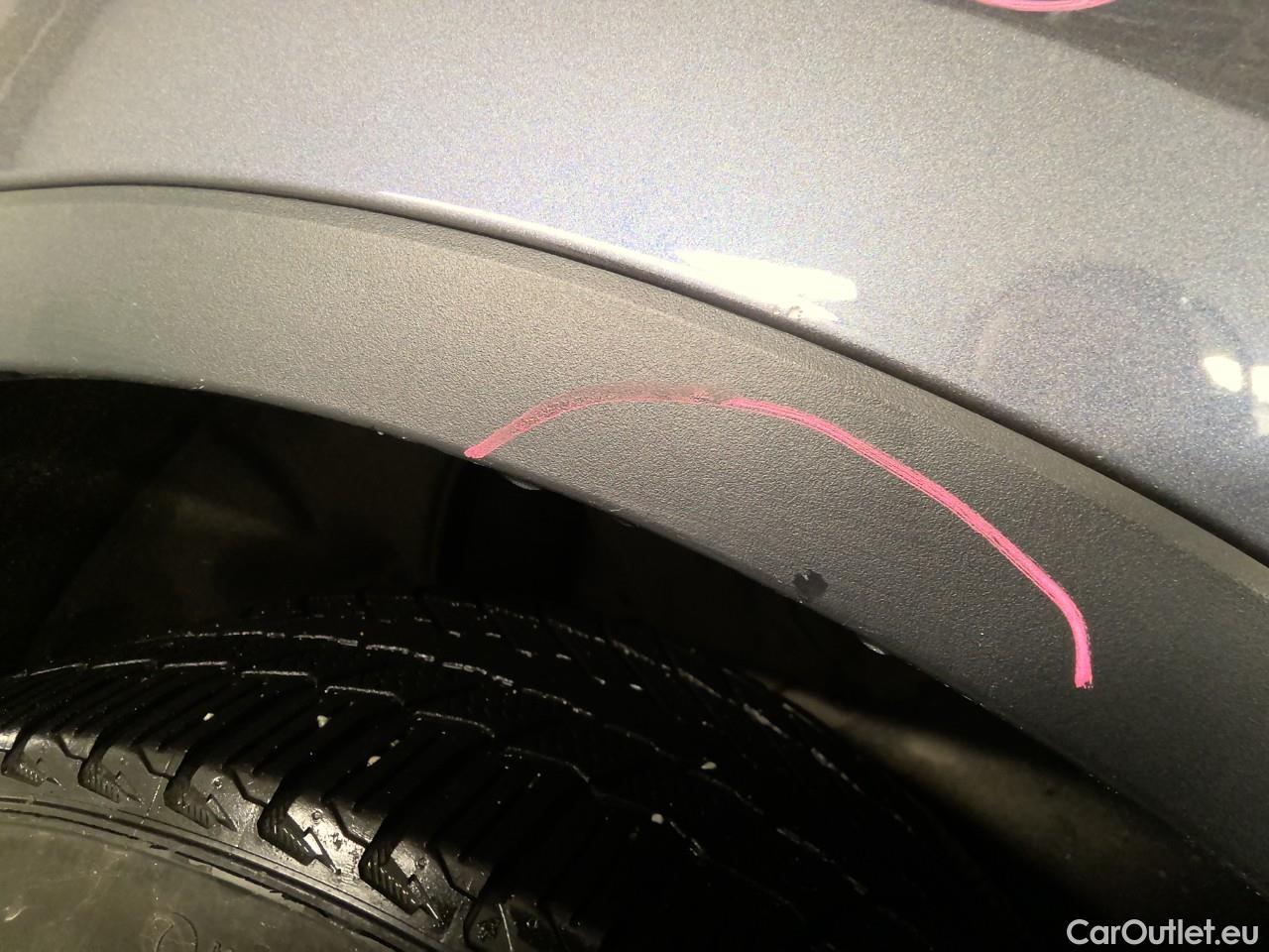  Tesla  Model Y  75kWh Long-Range AWD #13