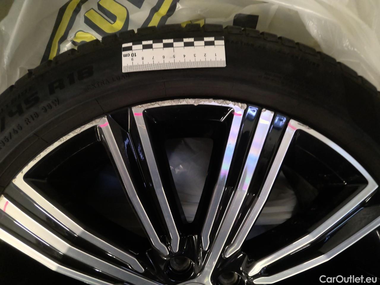  Volvo  V60  T6 AWD Inscript.Exp.Aut #3