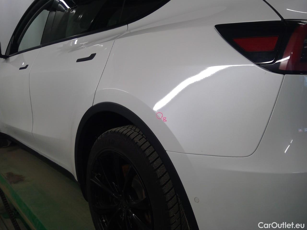  Tesla  Model Y  75kWh Long-Range AWD #11