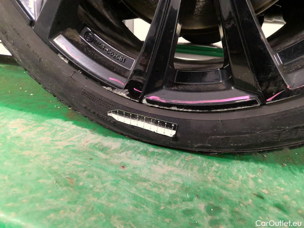  Tesla  Model Y  75kWh Long-Range AWD #25