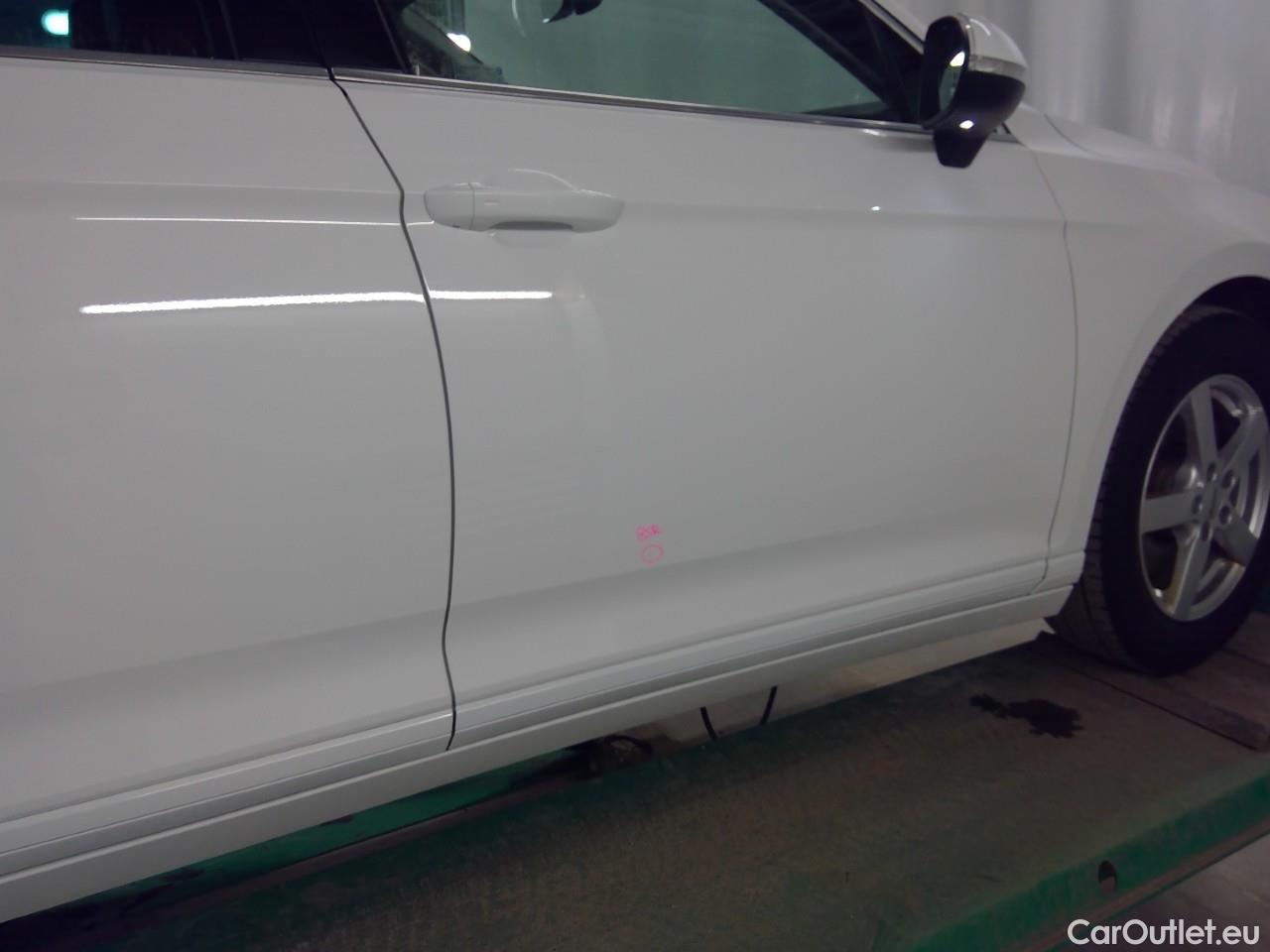  Volkswagen  Passat  SC TSI 150 Edition Aut. #18