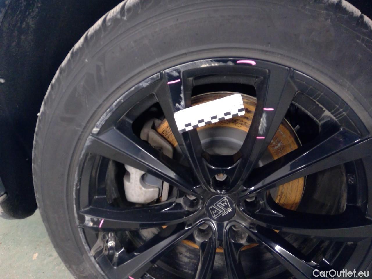  Tesla  Model Y  75kWh Long-Range AWD #22