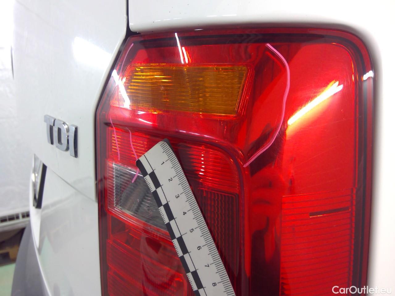  Volkswagen  Caddy  TDI 75 Maxi Aut. #24