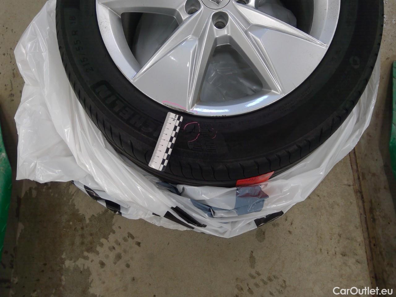  Volvo  V60  CC B4D Ad.Na.P.Ed. AWD Aut #6