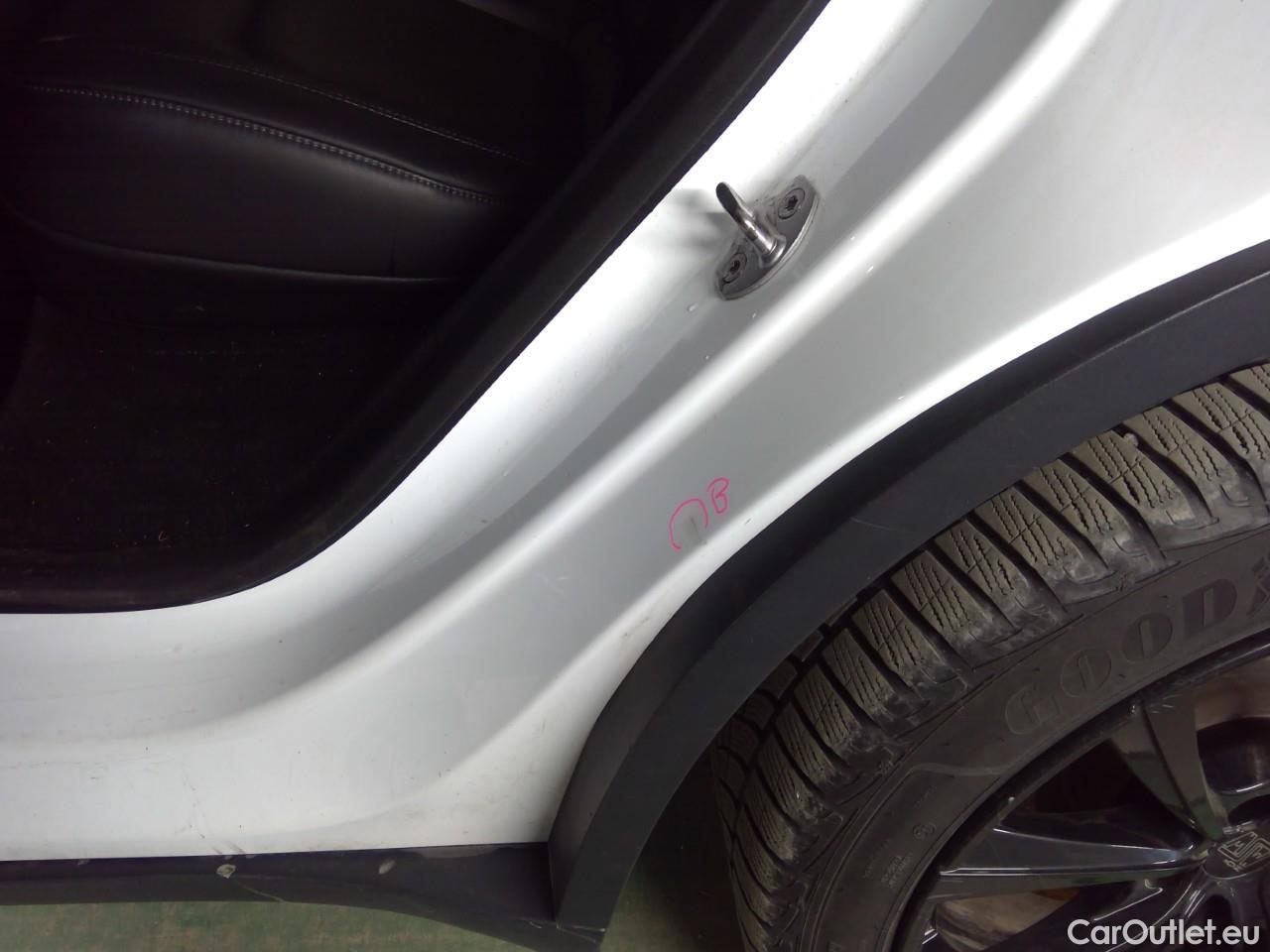  Tesla  Model Y  75kWh Long-Range AWD #8