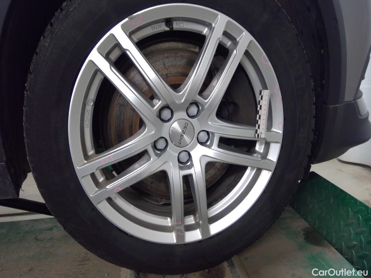  Volvo  V60  CC B4D Ad.Na.P.Ed. AWD Aut #26