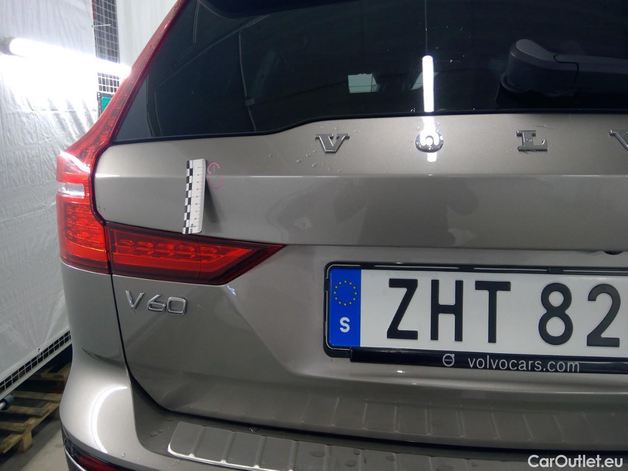  Volvo  V60  CC B4D Ad.Na.P.Ed. AWD Aut #18