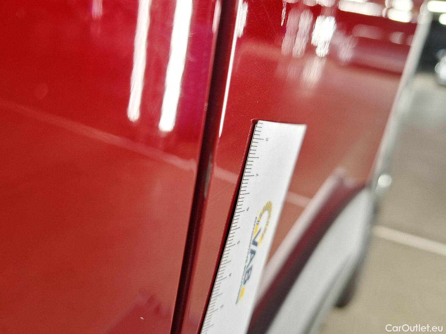  Peugeot  3008 Peugeot,  FL'20, Peugeot  1.5 BlueHDi 96kW S&S EAT8 GT 5d #30