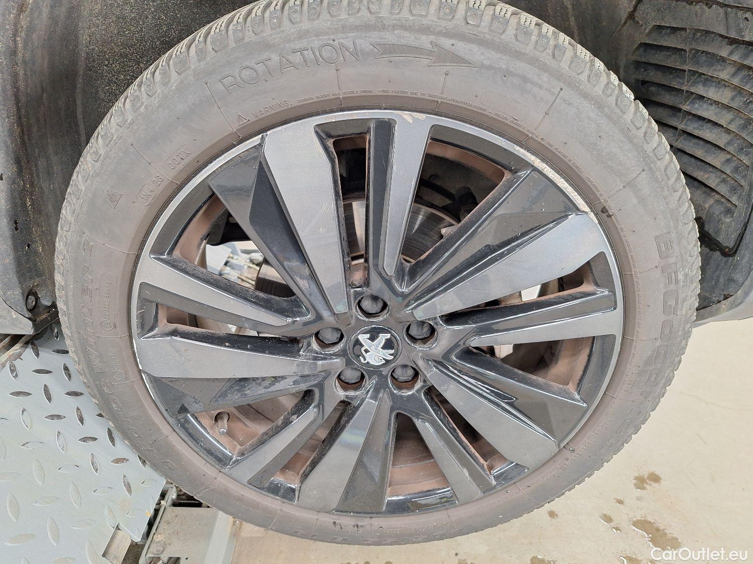  Peugeot  3008 Peugeot,  FL'20, Peugeot  1.5 BlueHDi 96kW S&S EAT8 GT 5d #1