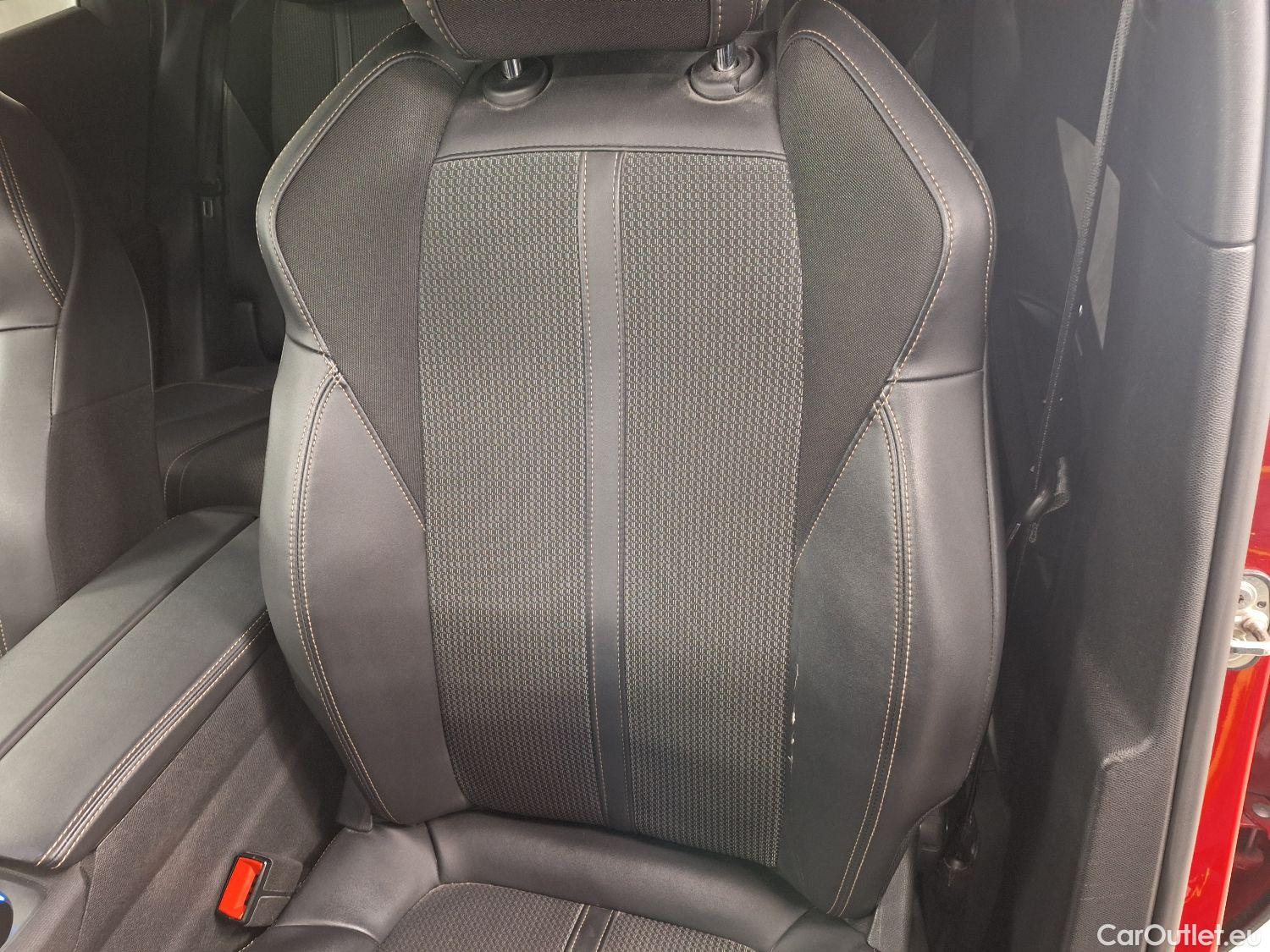  Peugeot  3008 Peugeot,  FL'20, Peugeot  1.5 BlueHDi 96kW S&S EAT8 GT 5d #43