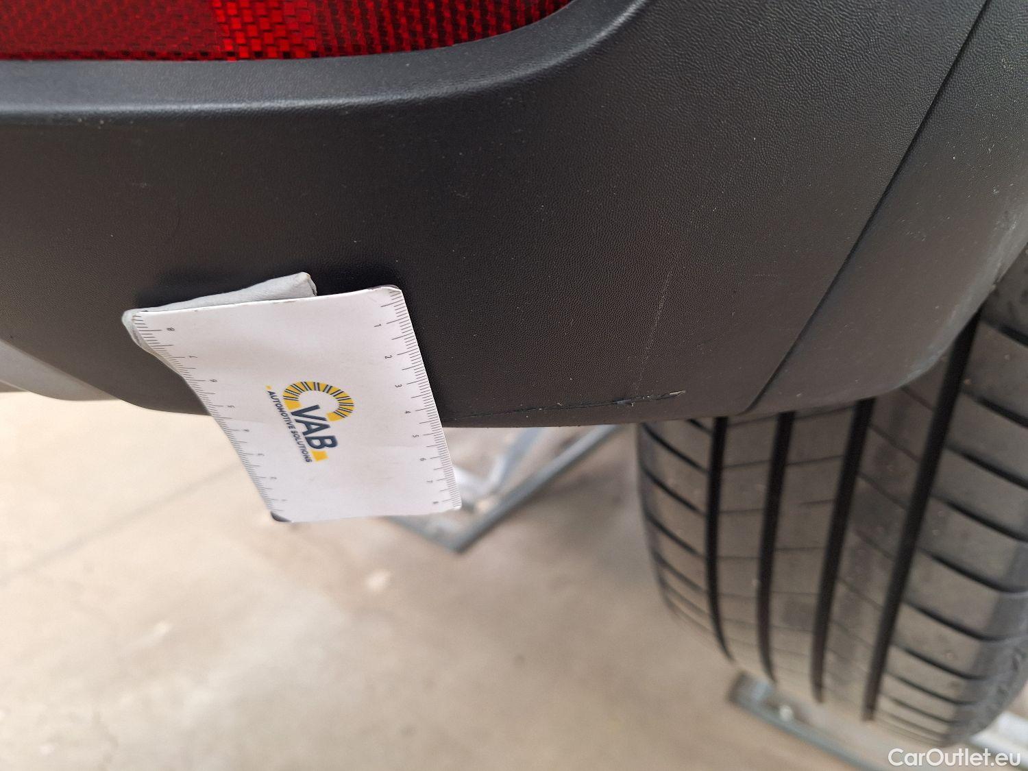  Renault  Captur Renault,  '19, Renault  TCe 130 GPF Intens 5d #23