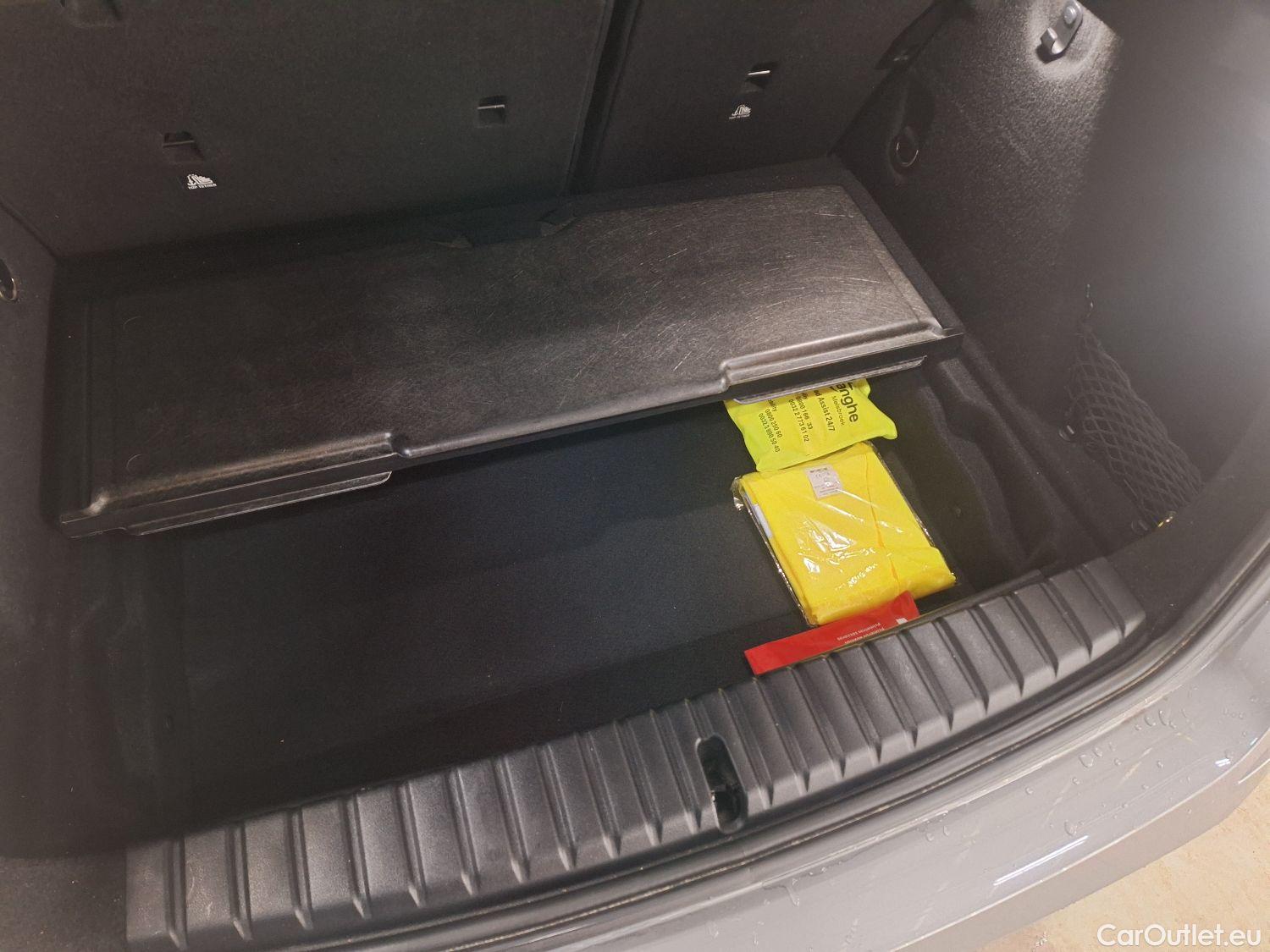  Bmw  Serie 1 BMW, 1-serie '19, BMW 1 Reeks Hatch 118iA (100 kW) 5d #1