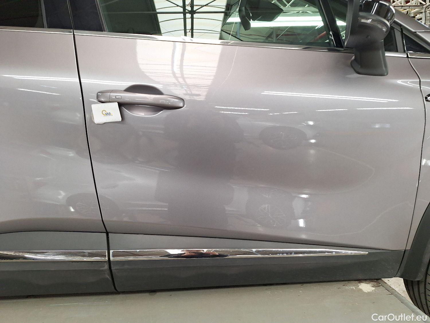  Renault  Captur Renault,  '19, Renault  TCe 130 GPF Intens 5d #38