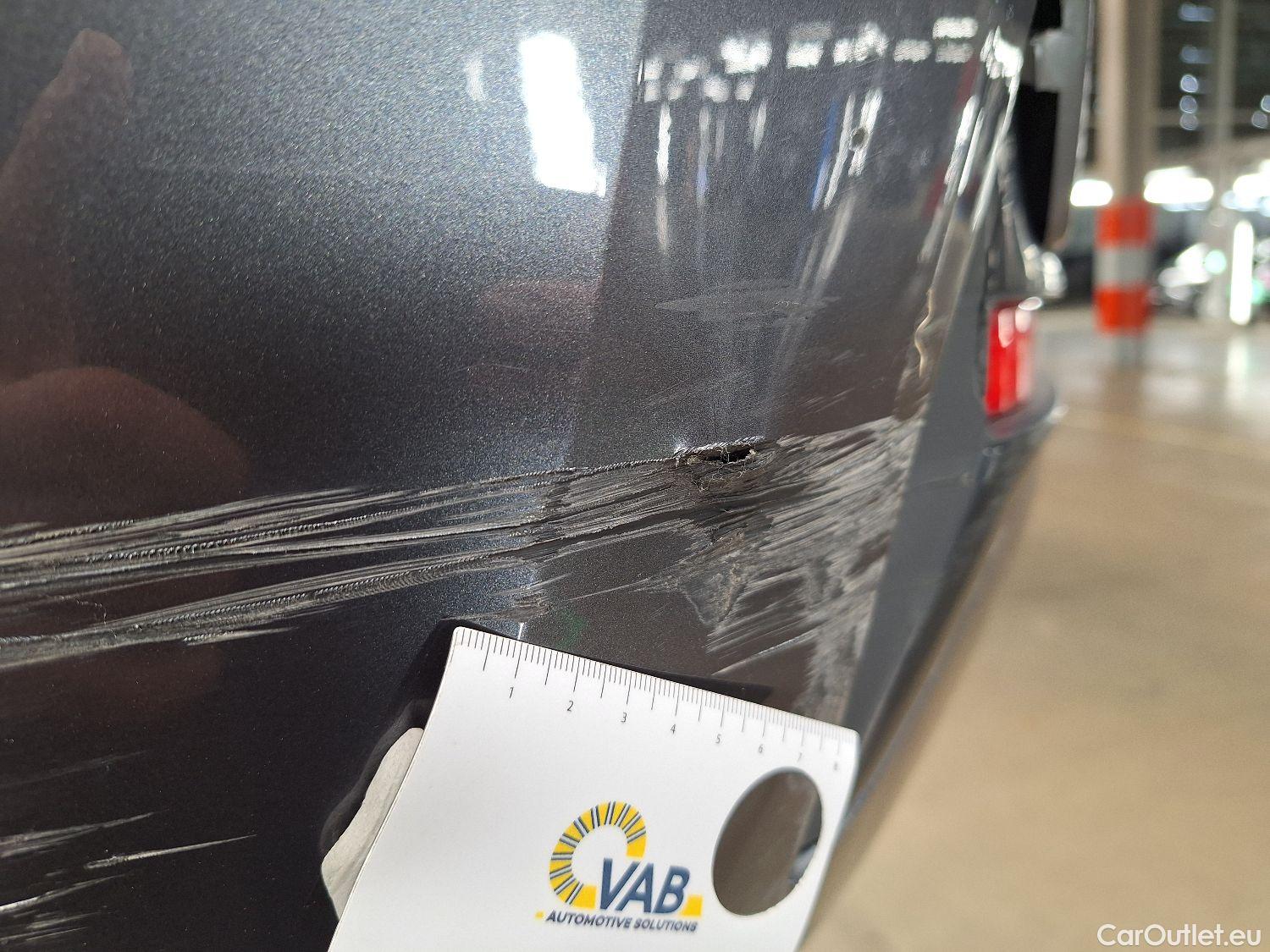  Bmw  Serie 3 BMW, 3-serie Touring '18, BMW 3 Reeks Touring 318dA (100 kW) 5d #41