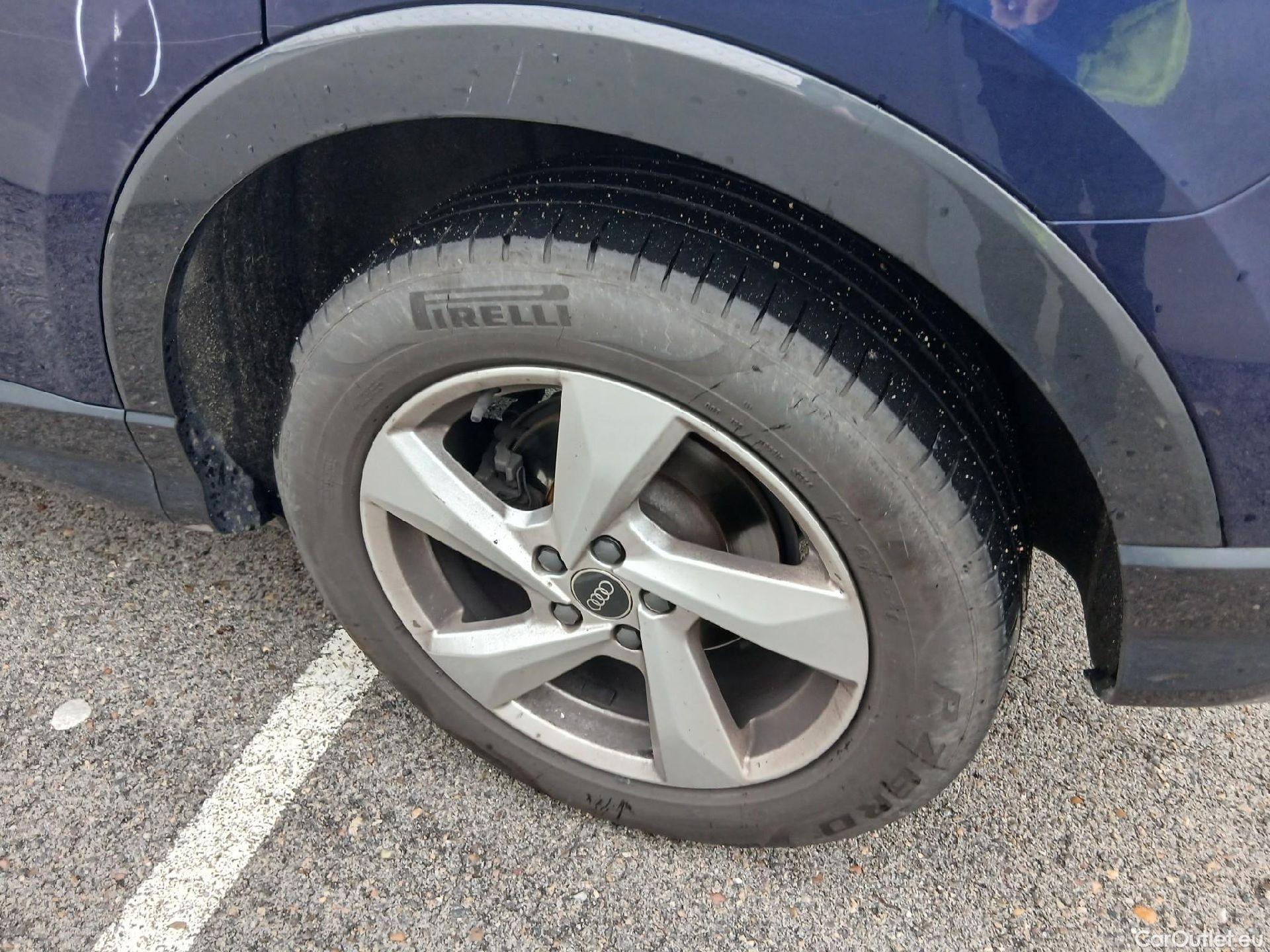  Audi  Q3 AUDI  / 2018 / 5P / todoterreno Advanced 35 TDI 110kW (150CV) #16