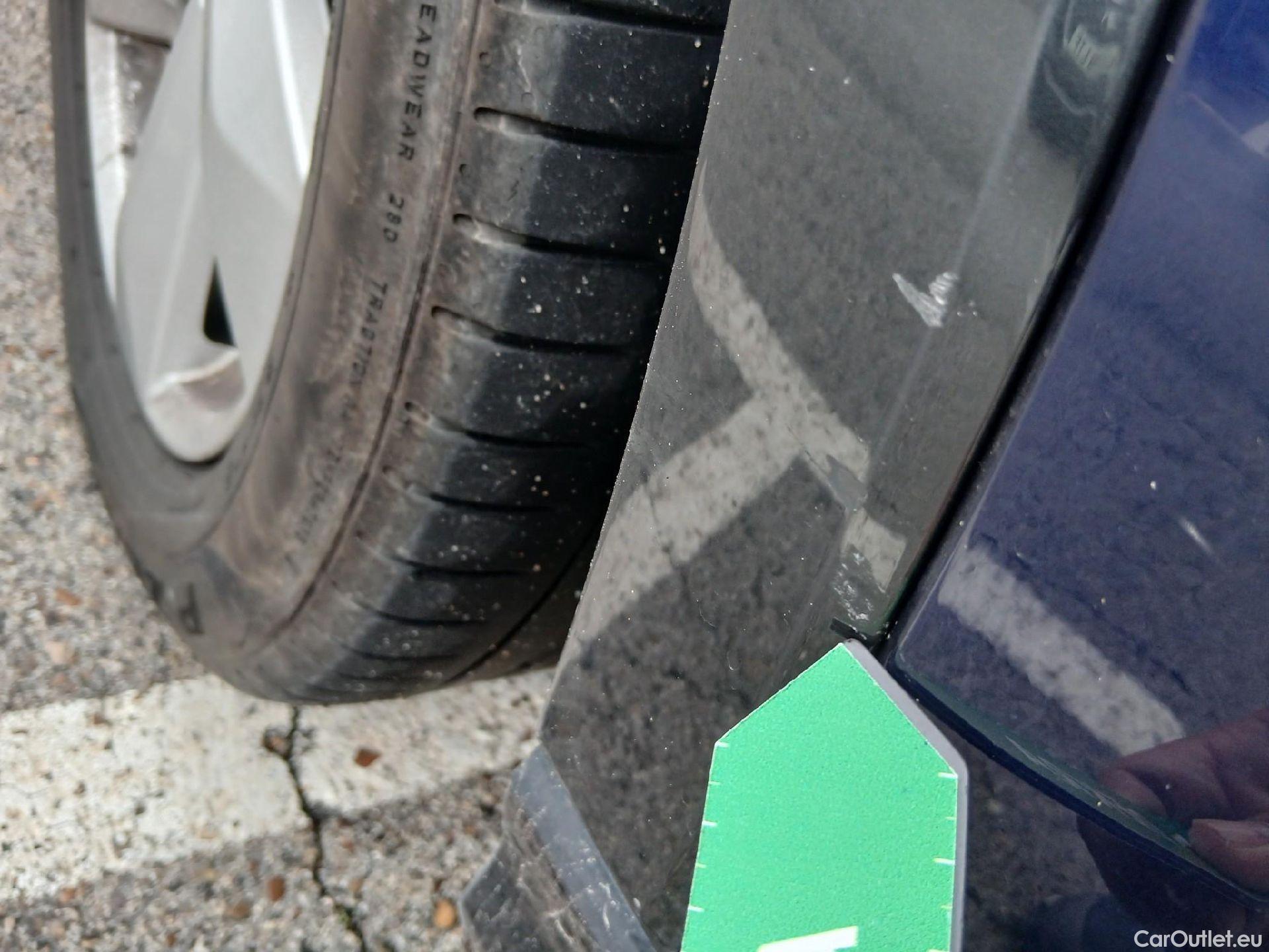  Audi  Q3 AUDI  / 2018 / 5P / todoterreno Advanced 35 TDI 110kW (150CV) #38