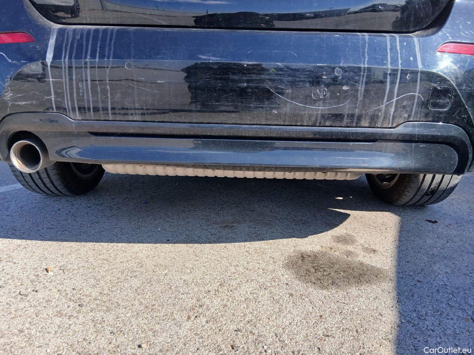  Bmw  Serie 1 BMW  / 2019 / 5P / berlina con portón 118i #39