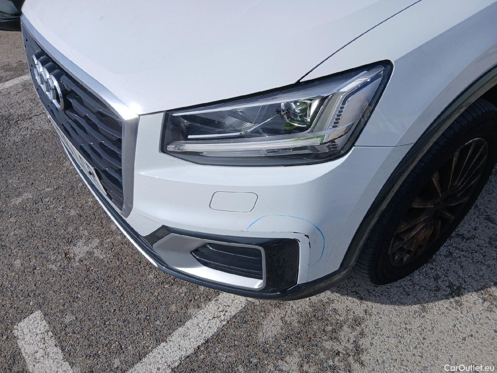  Audi  Q2 AUDI  / 2016 / 5P / todoterreno Design 30 TFSI 85kW (116CV) (AC) #3