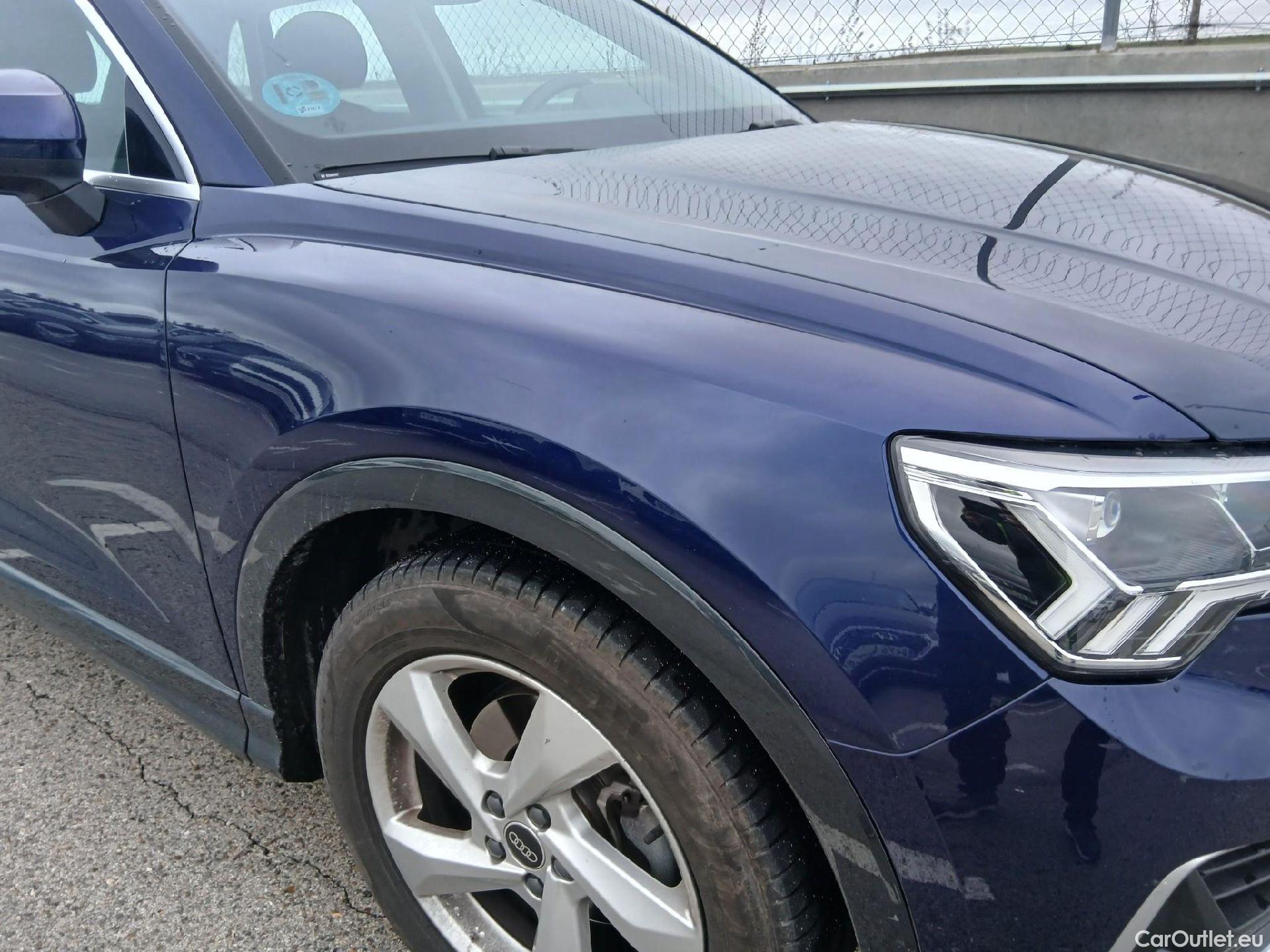  Audi  Q3 AUDI  / 2018 / 5P / todoterreno Advanced 35 TDI 110kW (150CV) #40