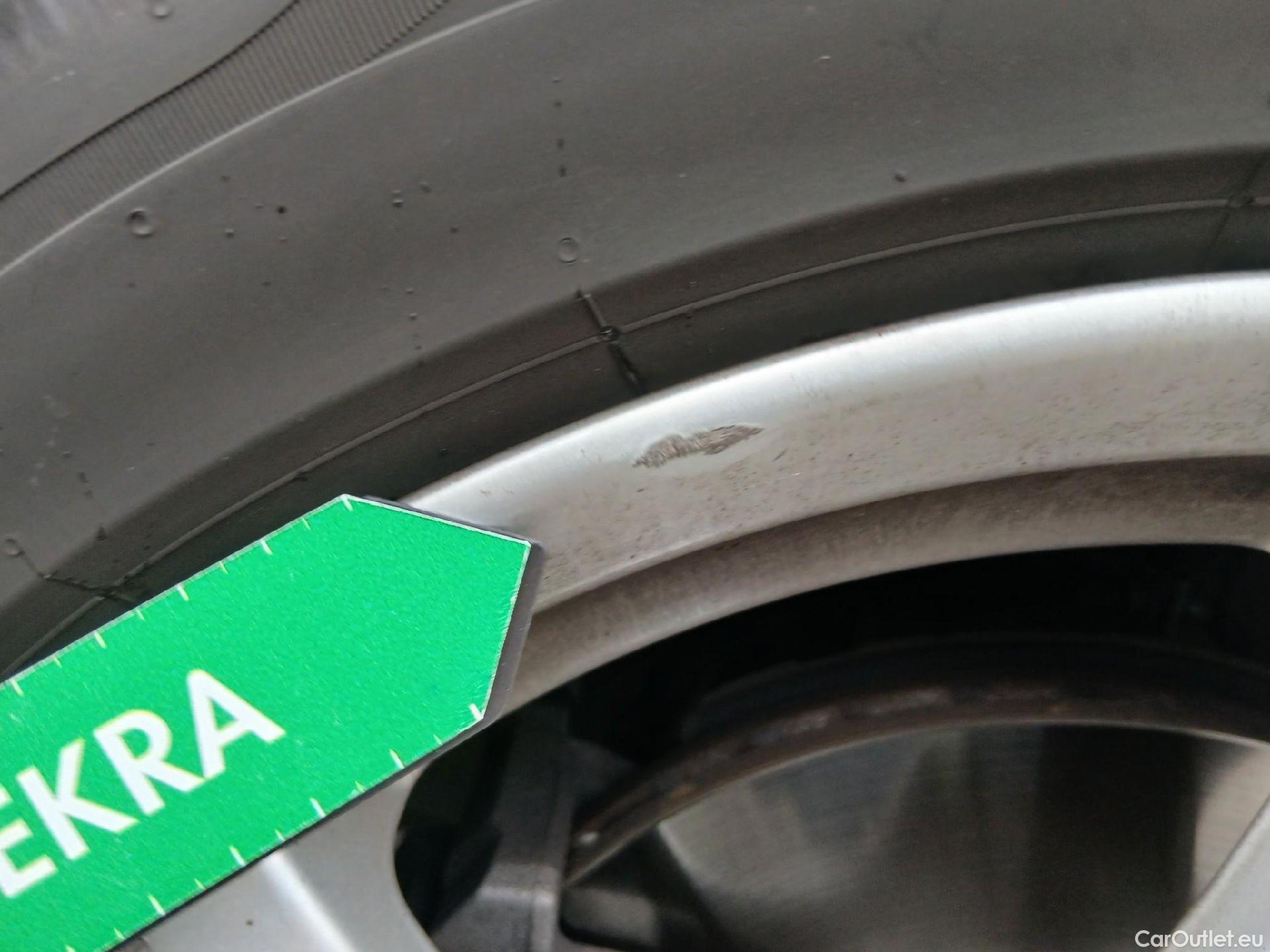  Audi  Q3 AUDI  / 2018 / 5P / todoterreno Advanced 35 TDI 110kW (150CV) #18