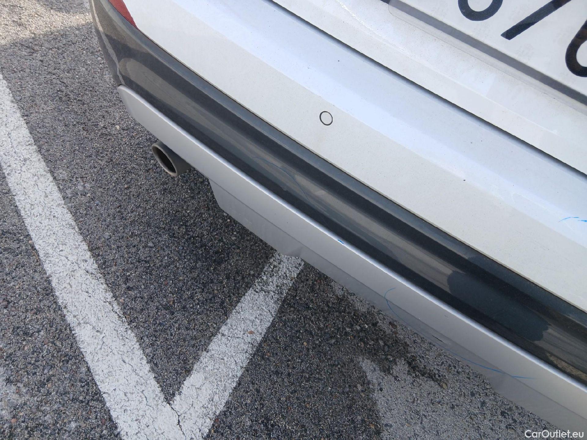  Audi  Q2 AUDI  / 2016 / 5P / todoterreno Design 30 TFSI 85kW (116CV) (AC) #14