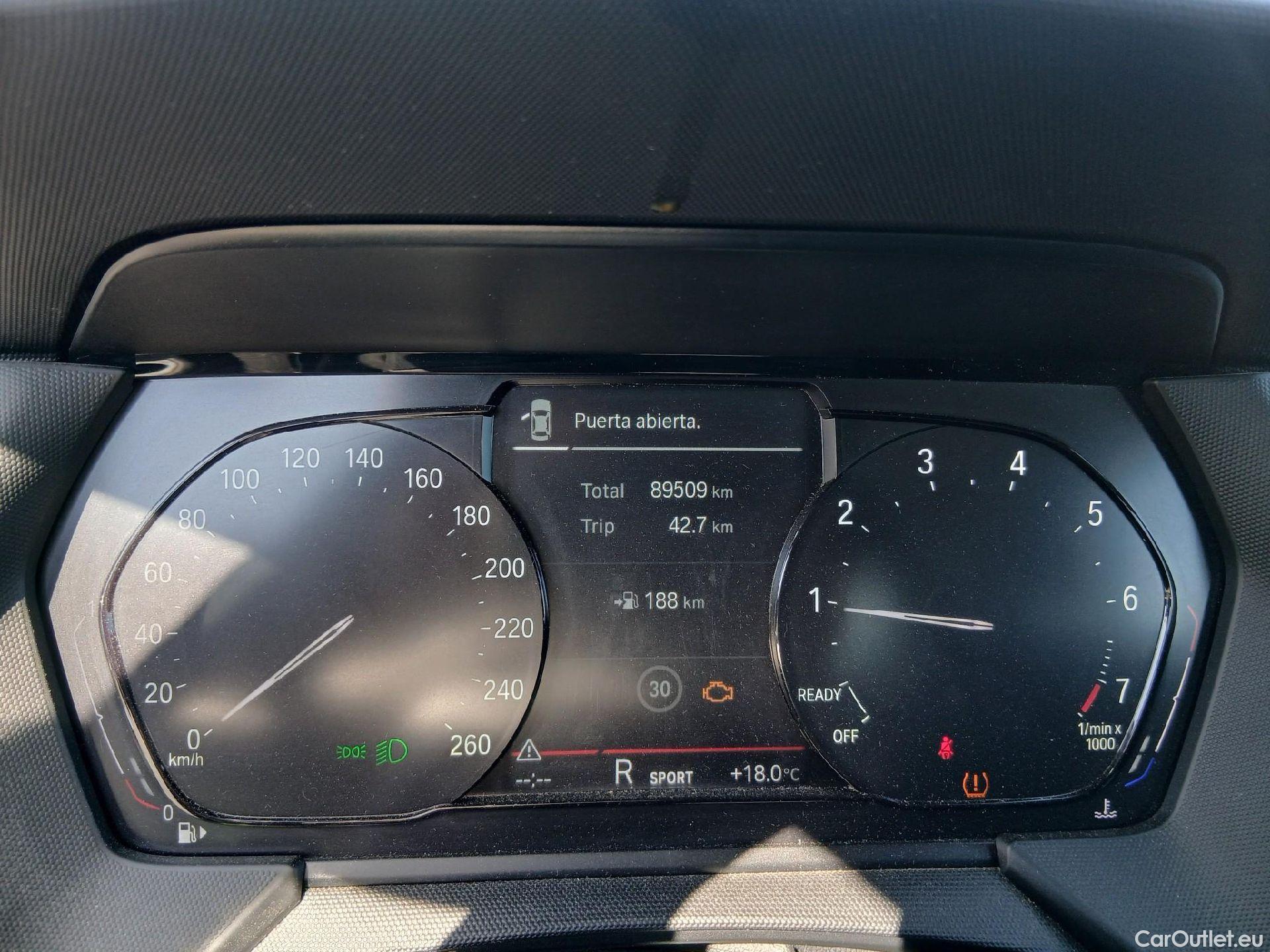  Bmw  Serie 1 BMW  / 2019 / 5P / berlina con portón 118i #65