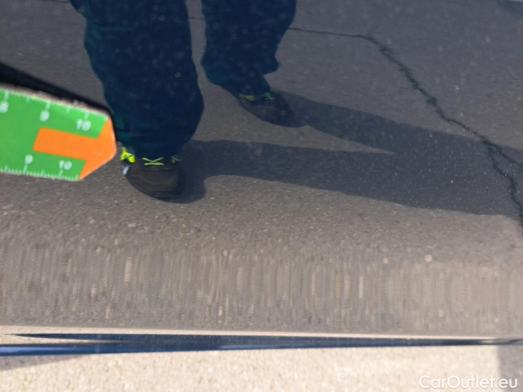  Mercedes  A-Klasse MERCEDES-BENZ Clase A / 2018 / 5P / berlina con portón A 180 d #27