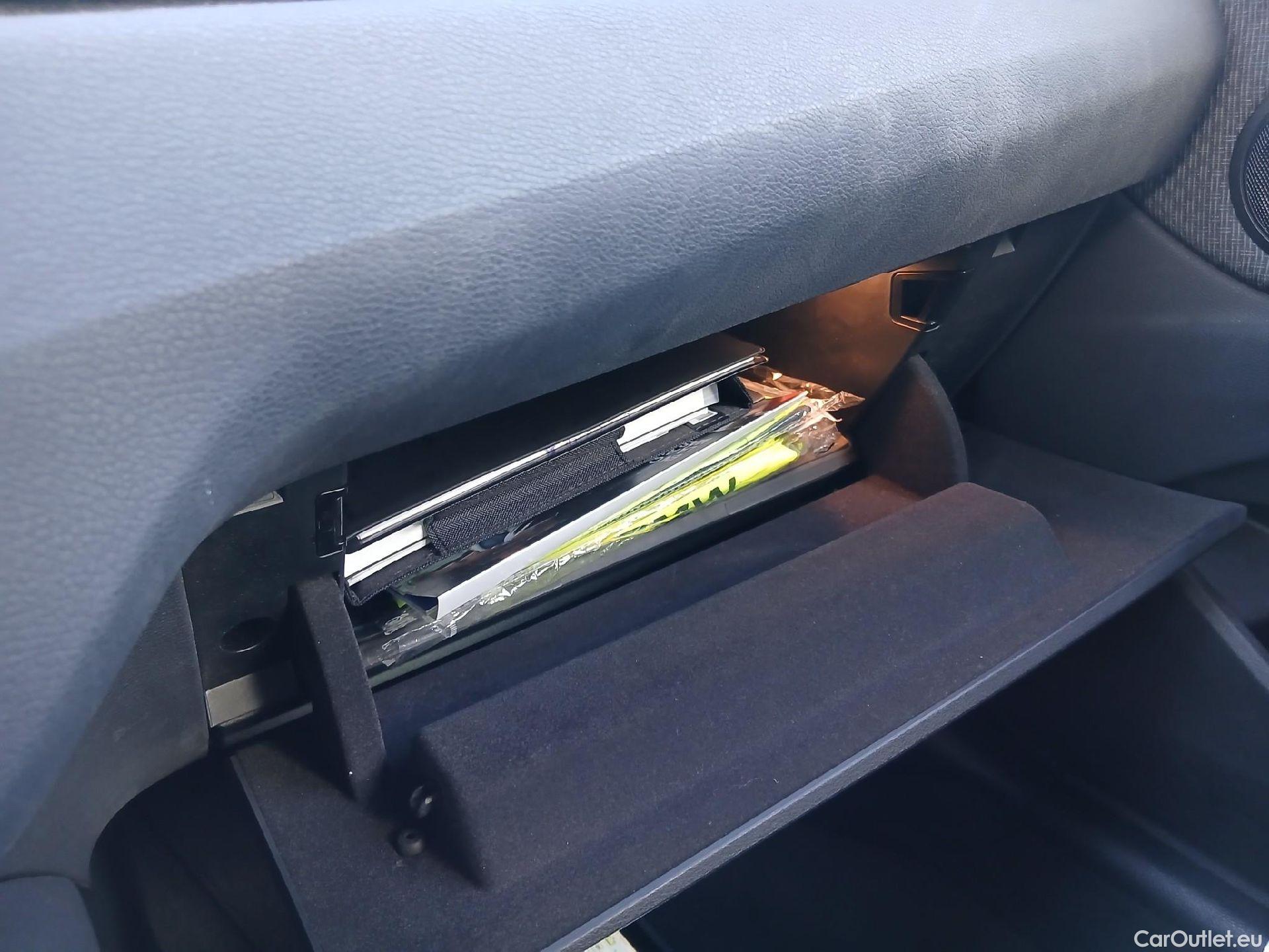  Bmw  X1 BMW  / 2019 / 5P / todoterreno sDrive18dA Business #1