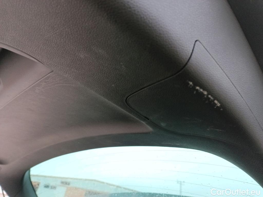  KIA  Sportage KIA  1.6MHEV Drive 100kW(136CV) 4x2(Crist Tintados) #16