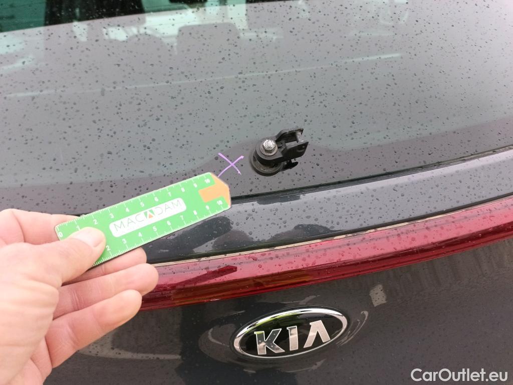  KIA  Sportage KIA  1.6MHEV Drive 100kW(136CV) 4x2(Crist Tintados) #21