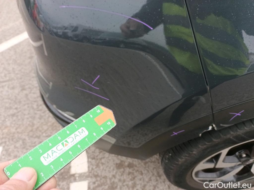  KIA  Sportage KIA  1.6MHEV Drive 100kW(136CV) 4x2(Crist Tintados) #24