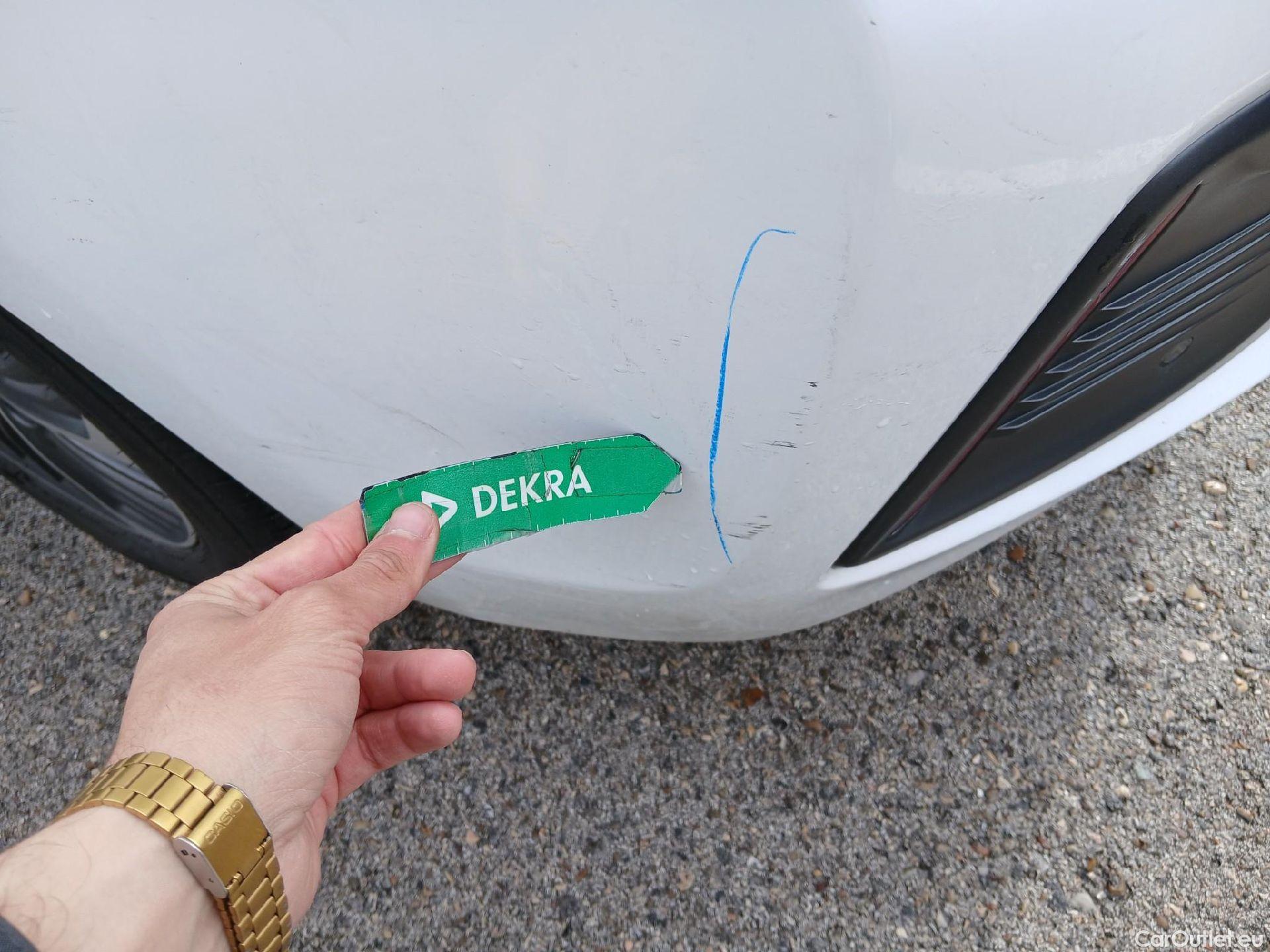  Hyundai   Ioniq HYUNDAI / 2019 / 5P / berlina con portón 1.6 GDI PHEV Tecno DCT #23