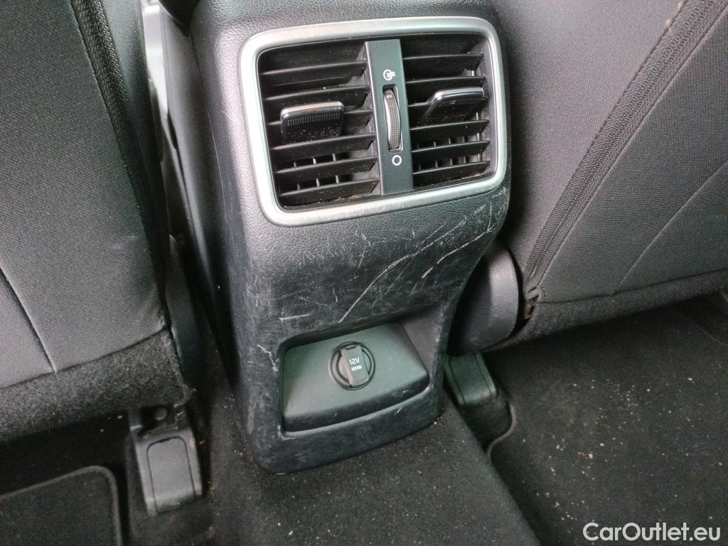  KIA  Sportage KIA  1.6MHEV Drive 100kW(136CV) 4x2(Crist Tintados) #7