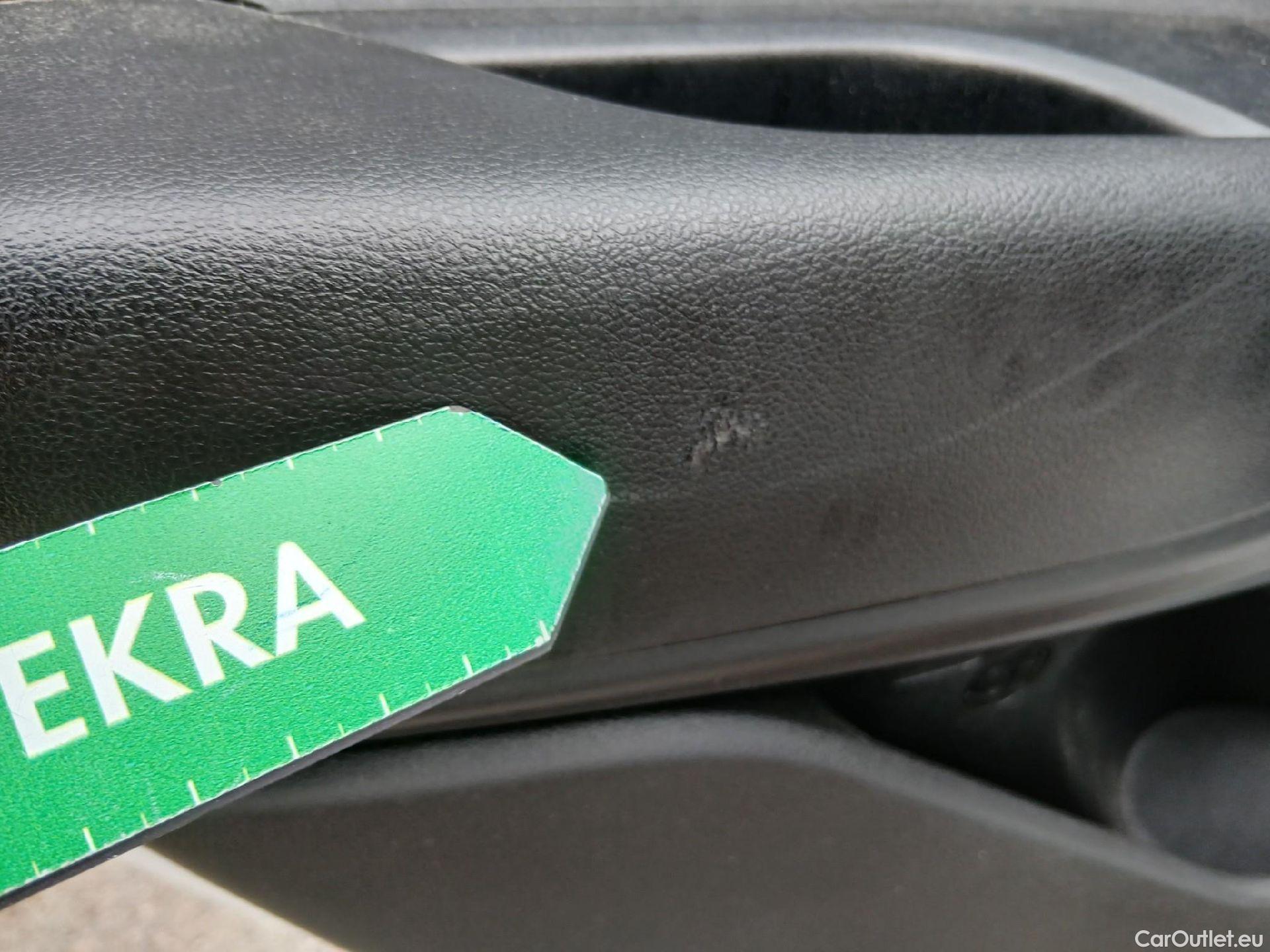  Hyundai  i20 HYUNDAI  / 2020 / 5P / berlina con portón 1.0 TGDI 74kW (100CV) 48V Essence #14