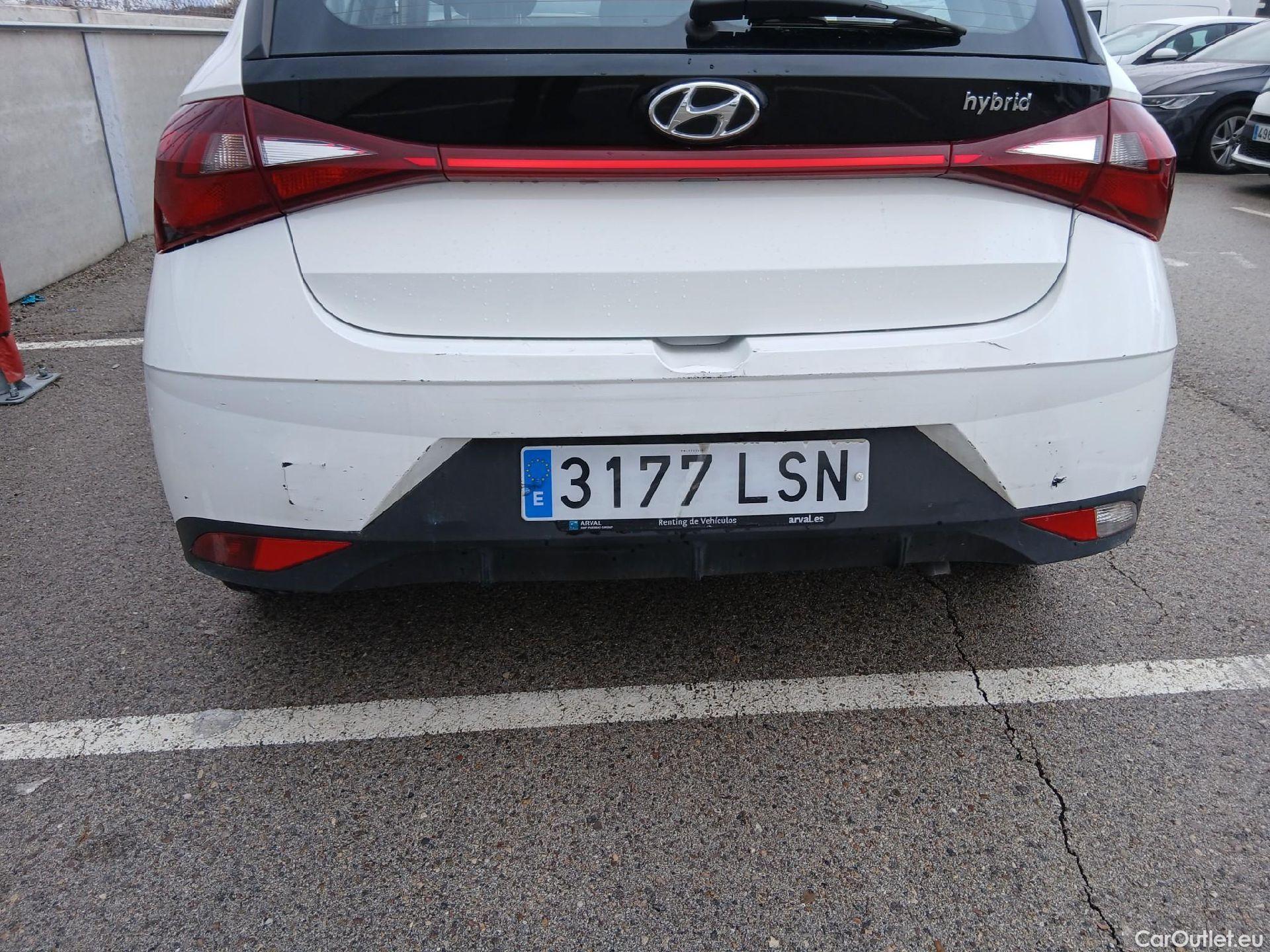  Hyundai  i20 HYUNDAI  / 2020 / 5P / berlina con portón 1.0 TGDI 74kW (100CV) 48V Essence #19