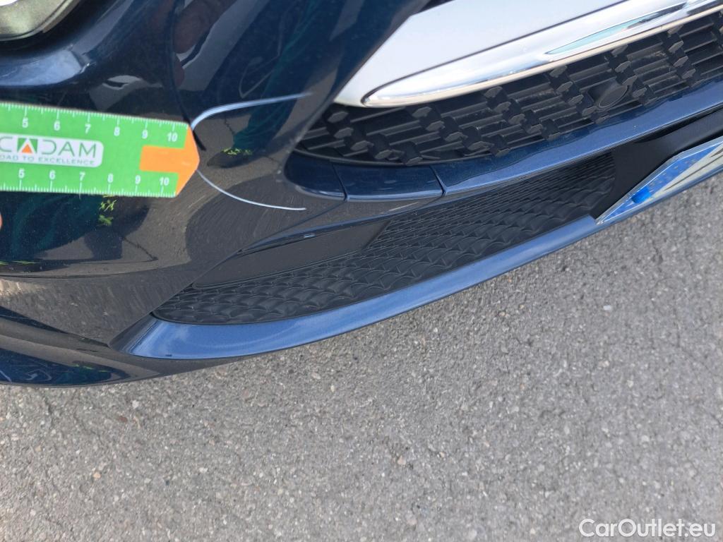  Mercedes  A-Klasse MERCEDES-BENZ Clase A / 2018 / 5P / berlina con portón A 180 d #12