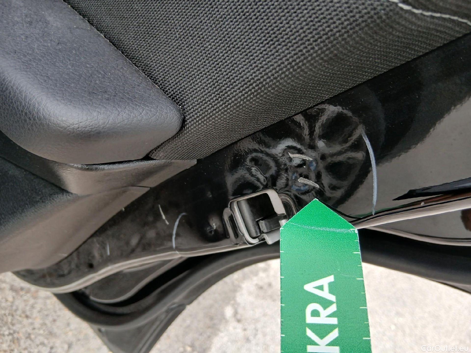  Bmw  X2 BMW  sDrive18i Impulse Steptronic Techo Solar #39