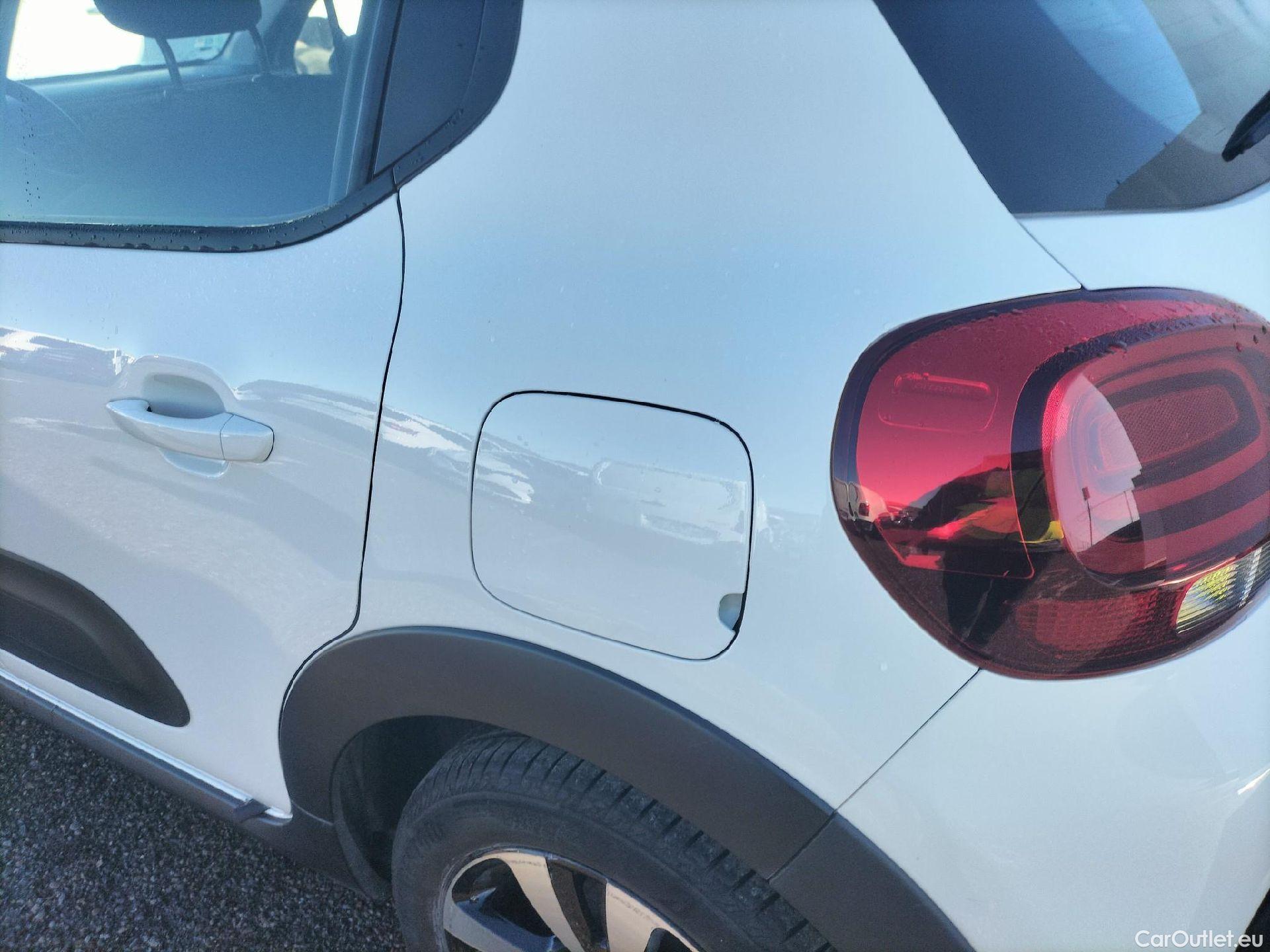  Citroen  C3 CITROEN  / 2020 / 5P / berlina con portón PureTech 60KW (83CV) Feel Pack #24