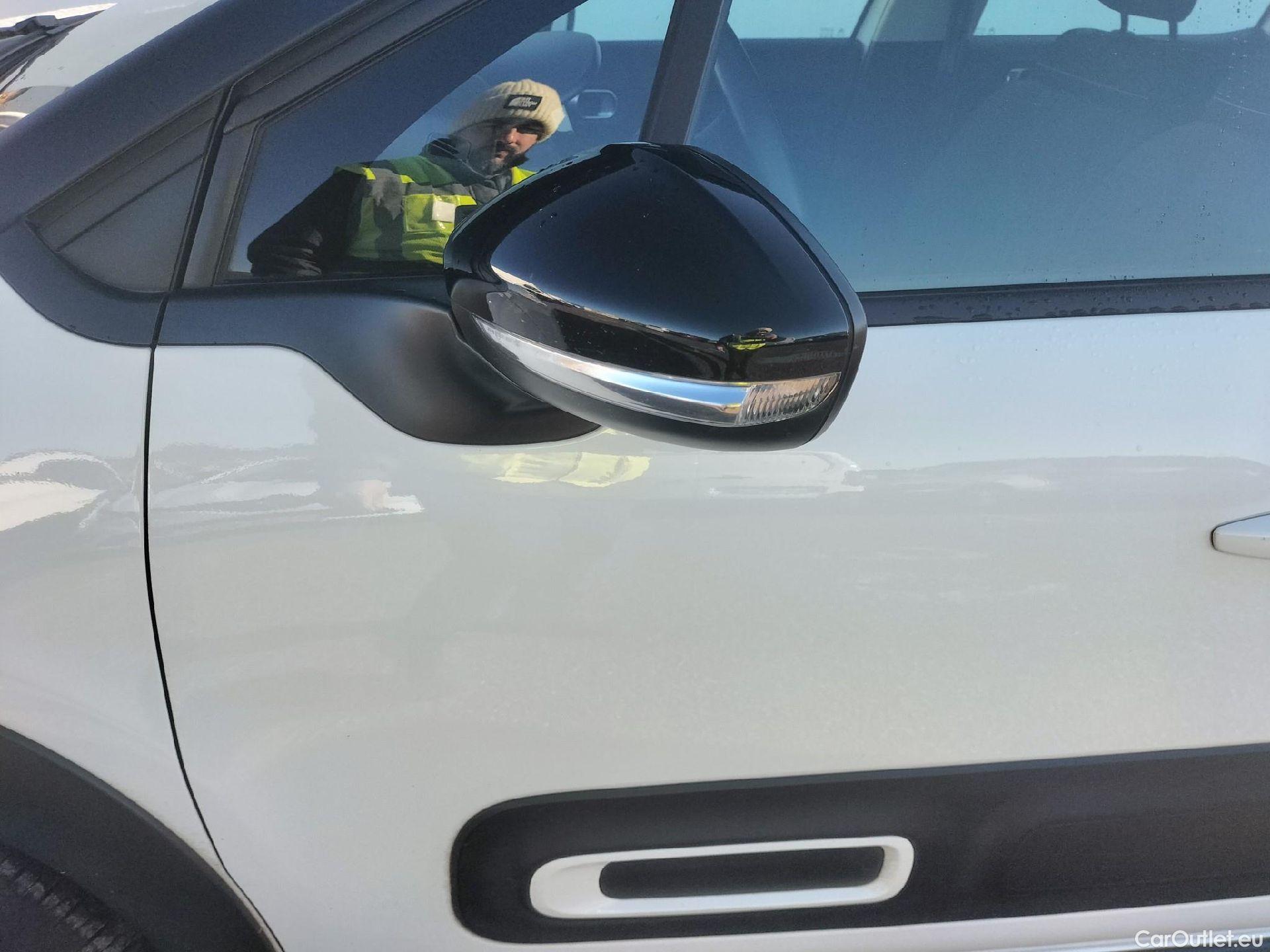  Citroen  C3 CITROEN  / 2020 / 5P / berlina con portón PureTech 60KW (83CV) Feel Pack #15