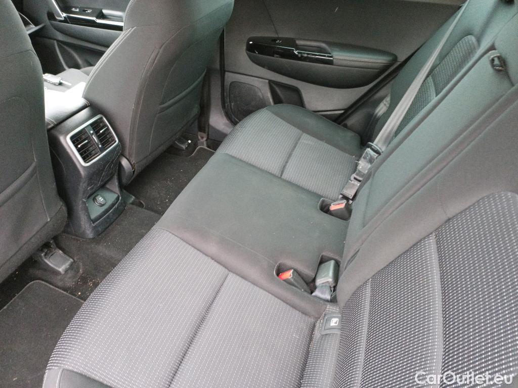  KIA  Sportage KIA  1.6MHEV Drive 100kW(136CV) 4x2(Crist Tintados) #13