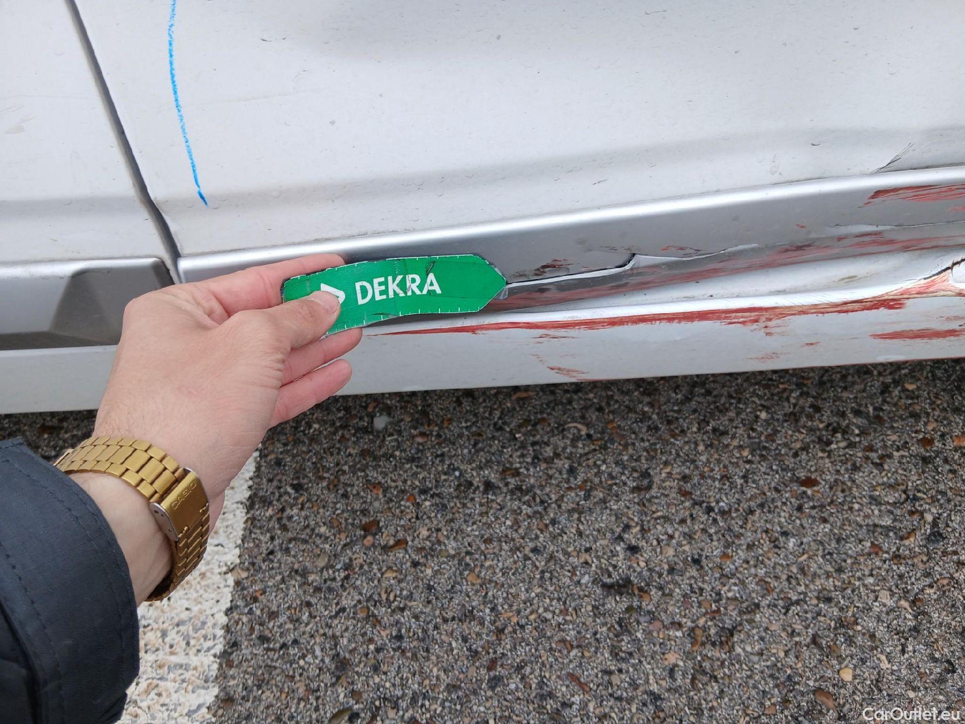  Hyundai   Ioniq HYUNDAI / 2019 / 5P / berlina con portón 1.6 GDI PHEV Tecno DCT #33