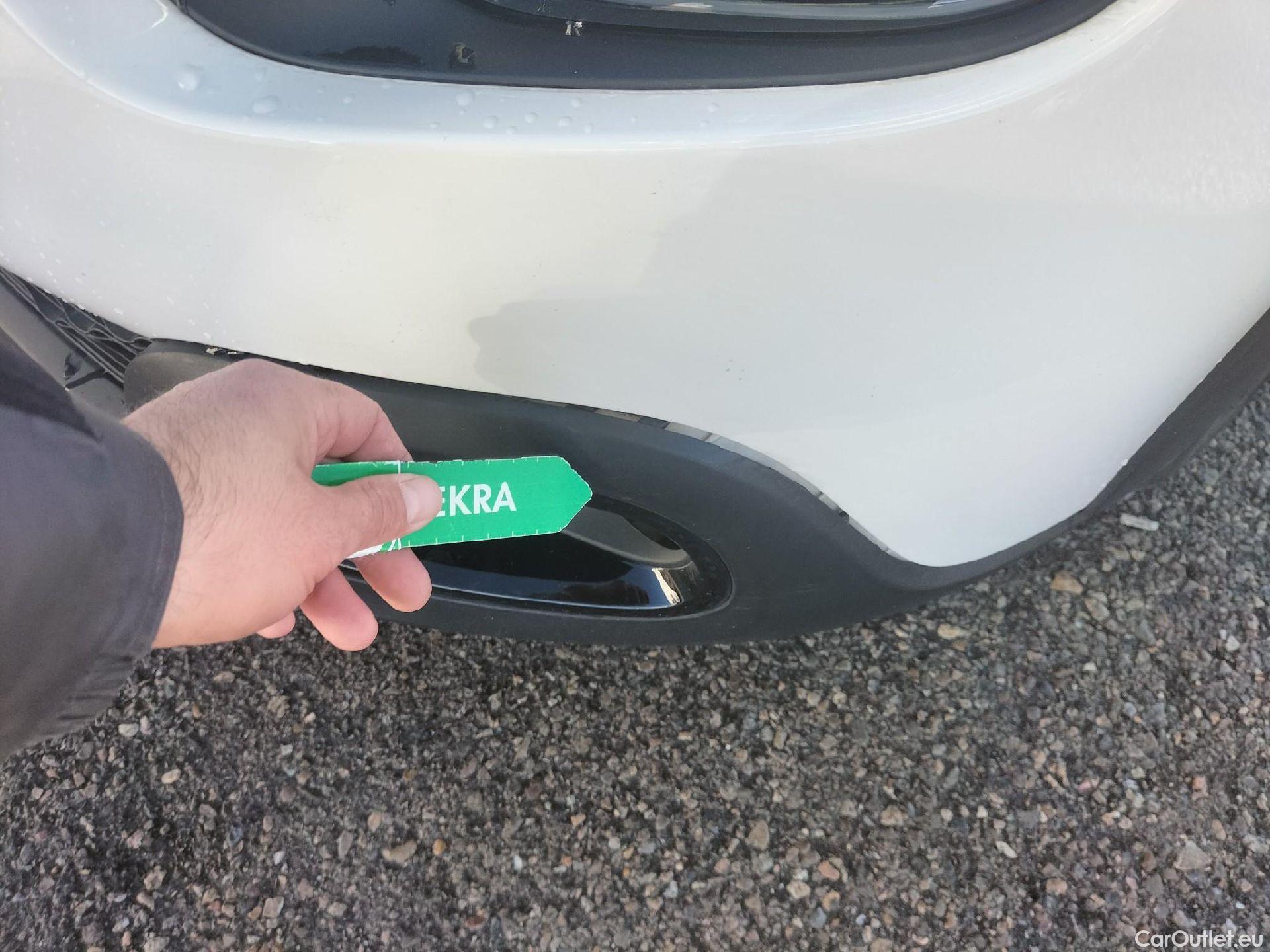  Citroen  C3 CITROEN  / 2020 / 5P / berlina con portón PureTech 60KW (83CV) Feel Pack #13